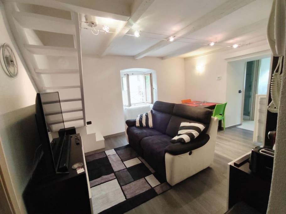 Casa Maghin , Appartamento Con Vista Prosto di Piuro Екстериор снимка